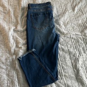 Skinny Leg - destroyed - frayed bottom hem dark jeans!